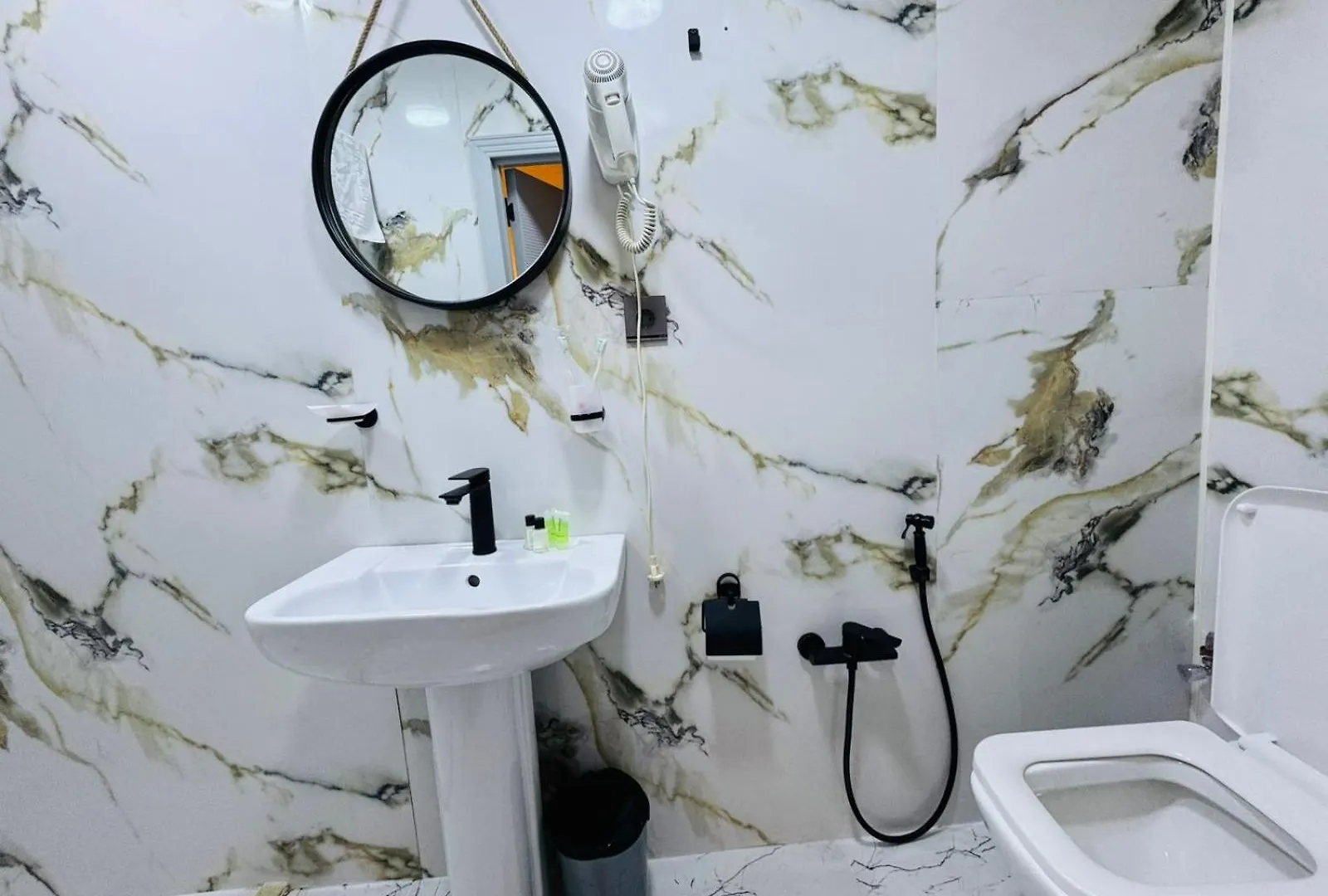 Dastan Hotel באקו
